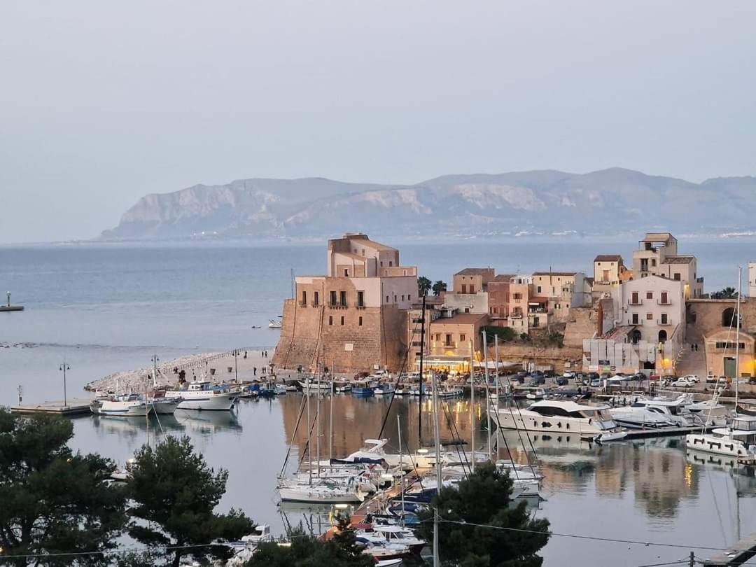Golden House Apartment Castellammare del Golfo Luaran gambar
