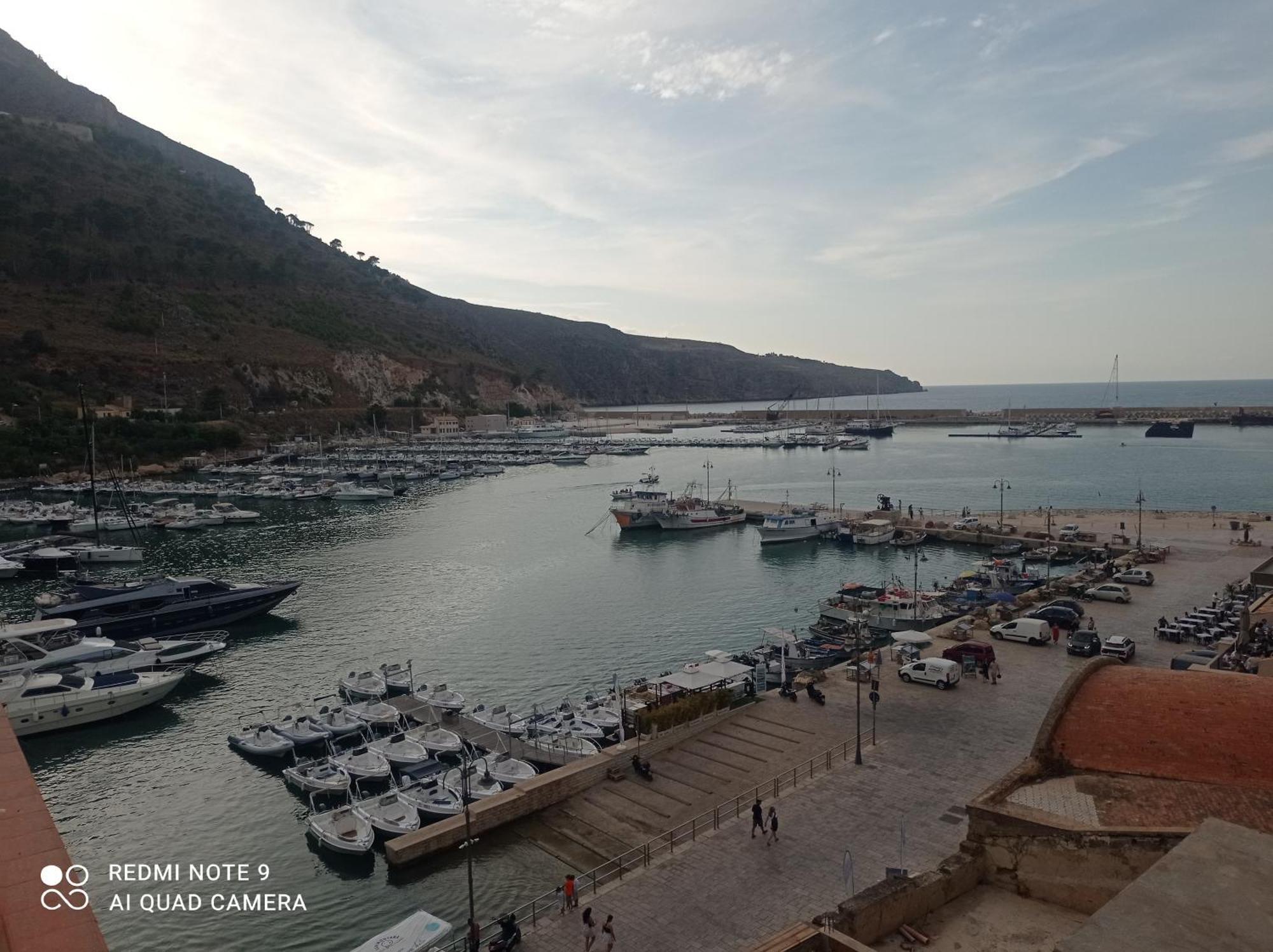 Golden House Apartment Castellammare del Golfo Luaran gambar