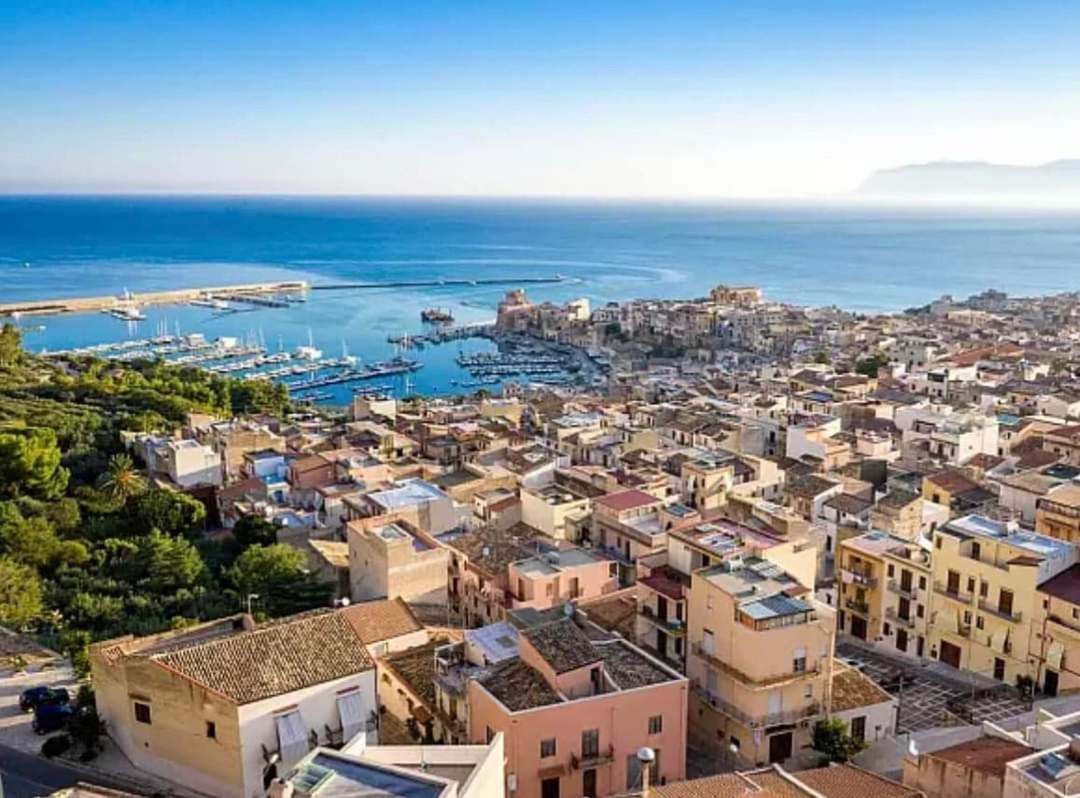 Golden House Apartment Castellammare del Golfo Luaran gambar